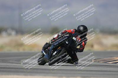 media/Oct-02-2025-Racers Edge (Thu) [[2c91cb6ab3]]/2-A Group/Session 2-Turn 4 Part1 (1040am)/